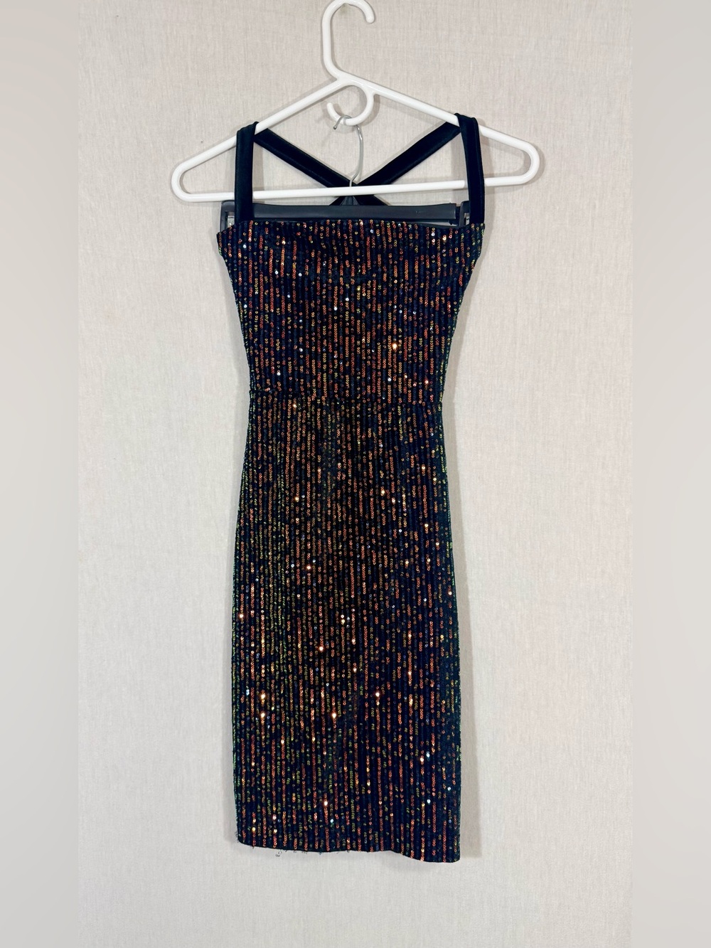 Last point life size L Black Sequin Bodycon Dress with Metallic Accents